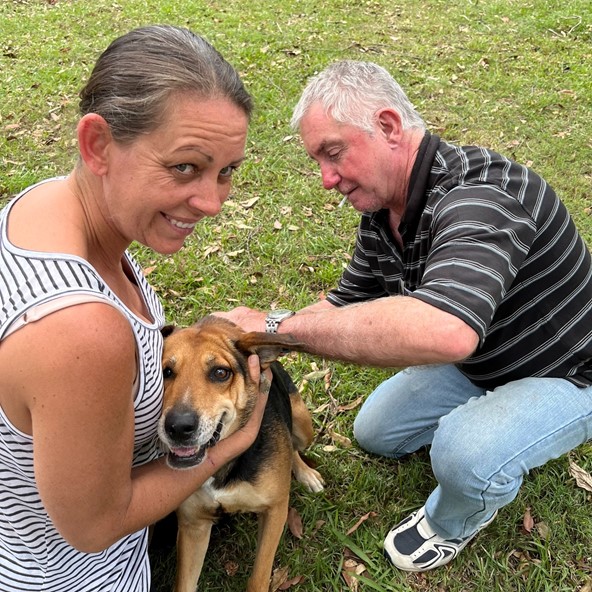 Preventing pound surrenders by helping the community thrive.